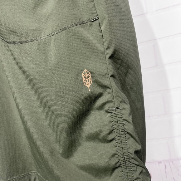 NWOT |•INDYGENA•| Hunter Green Activewear Dress Size Medium - Picture 7 of 16